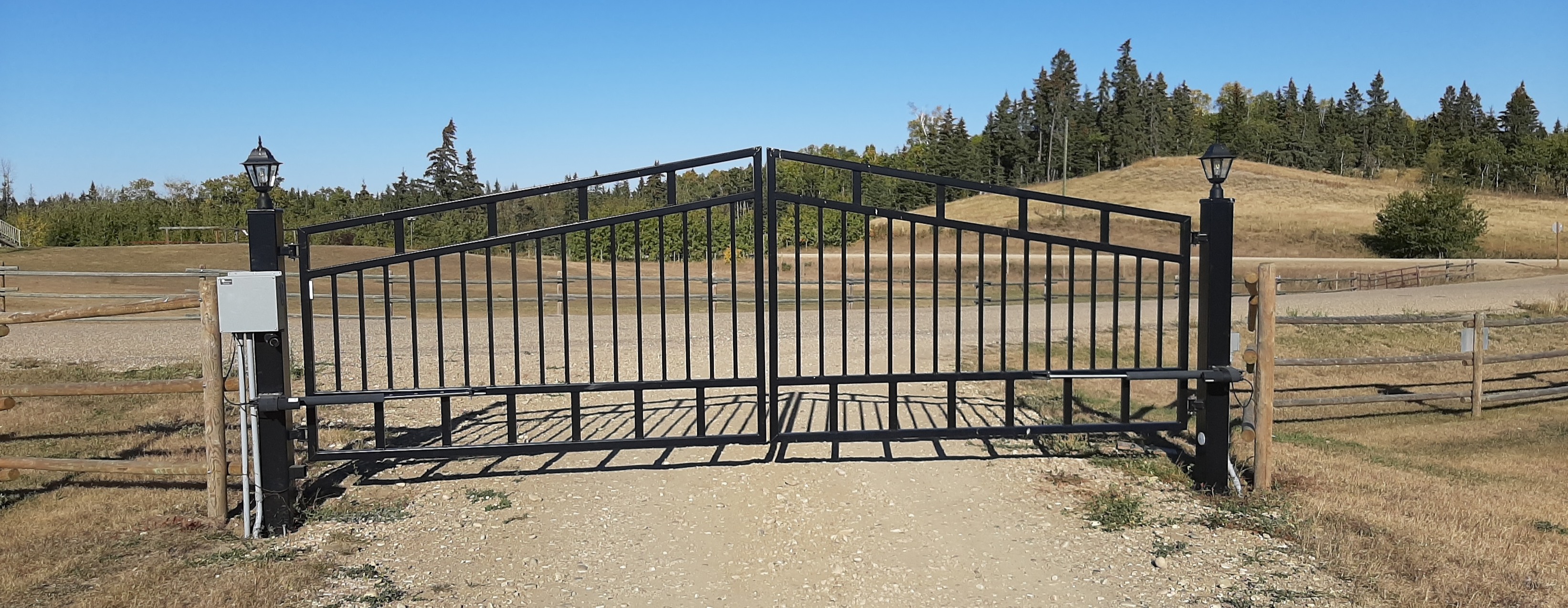Custom driveway gate